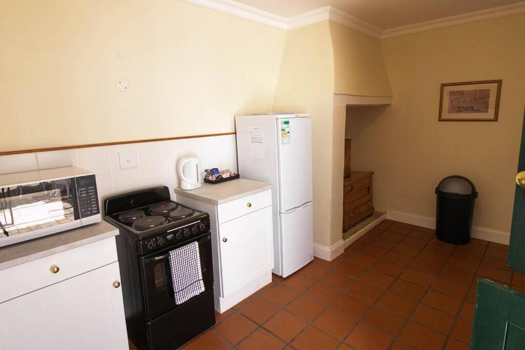 Appartement De Kothuize 7 à Graaff-Reinet Extérieur photo