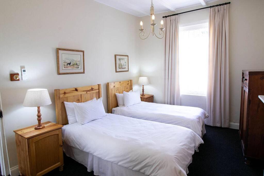 Appartement De Kothuize 7 à Graaff-Reinet Extérieur photo